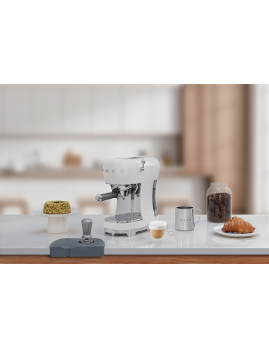 MACHINE ESPRESSO SMEG ANNEES 50 BLANCHE